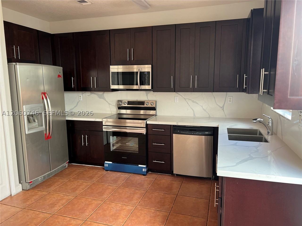 5400 Nw 107th Ave #410 - Photo 3 of 20