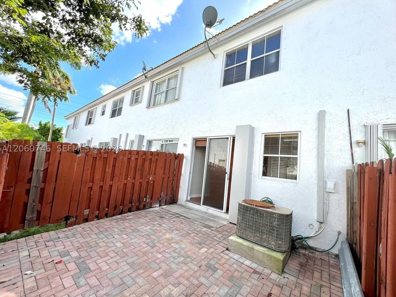 5400 Nw 107th Ave #410 - Photo 6 of 20