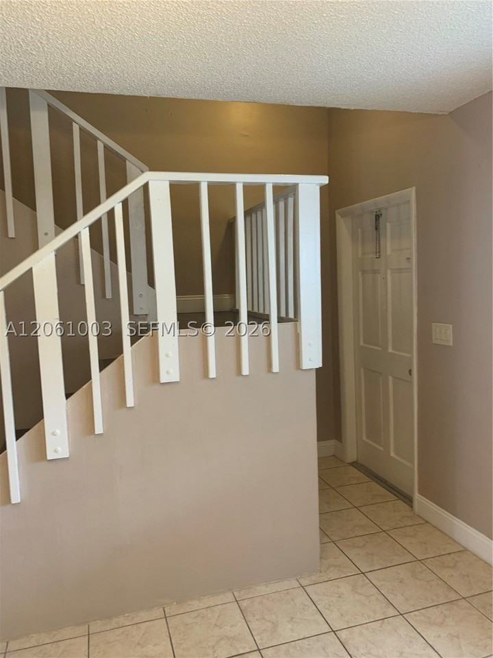 3246 N Pine Island Rd #101 - Photo 6 of 39