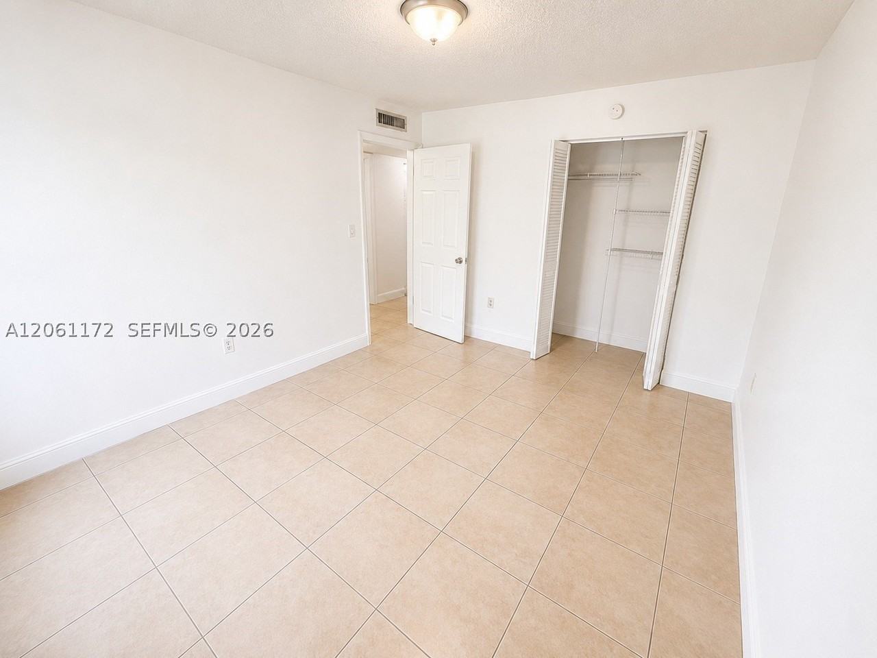 10800 N Kendall Dr #O6 - Photo 5 of 8
