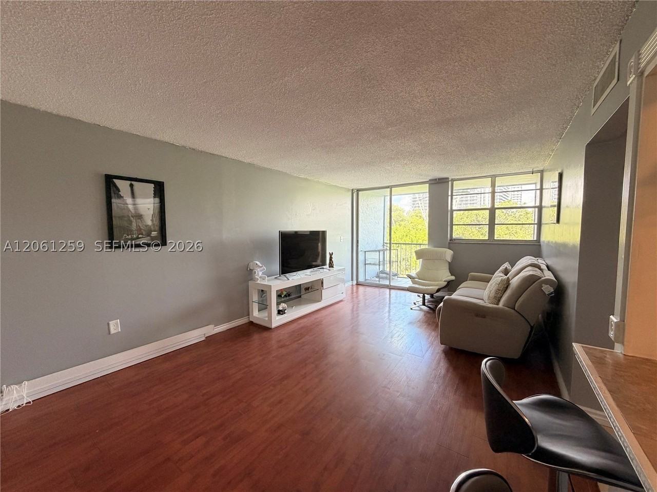 16518 Ne 26th Ave #403 - Photo 3 of 39