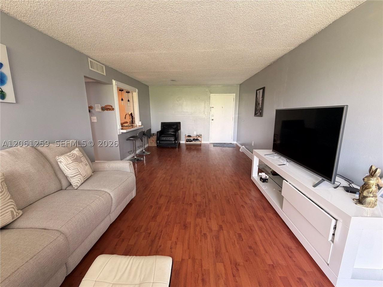 16518 Ne 26th Ave #403 - Photo 5 of 39