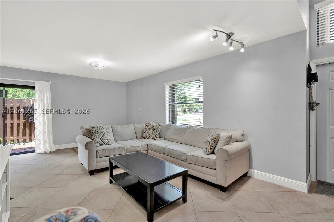 11490 Sw 109th Rd #30F - Photo 6 of 29