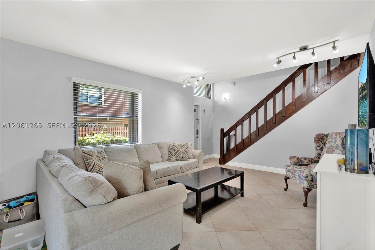 11490 Sw 109th Rd #30F - Photo 6 of 27