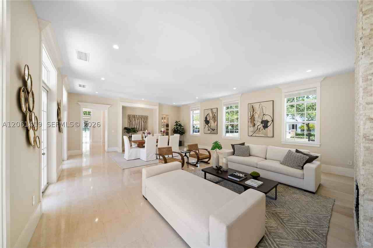 7745 Sw 54th Ave - Photo 6 of 46