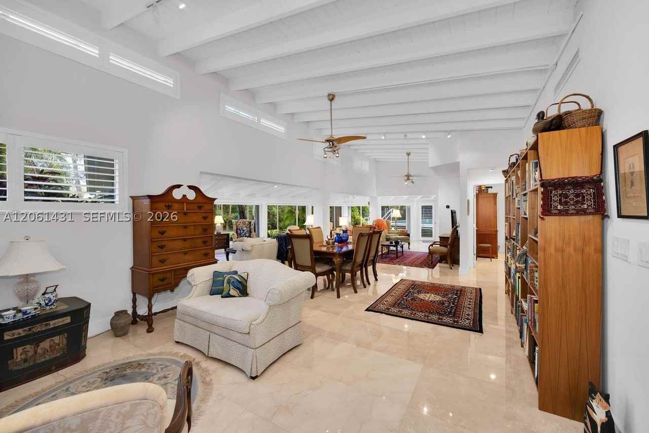 12200 Sw 74th Ct - Photo 3 of 40