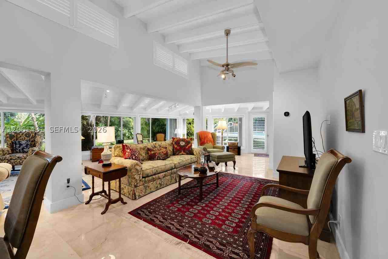 12200 Sw 74th Ct - Photo 5 of 40