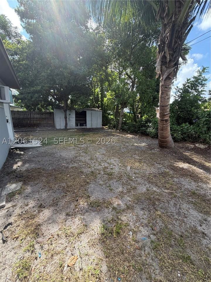 6110 Monroe St - Photo 3 of 16