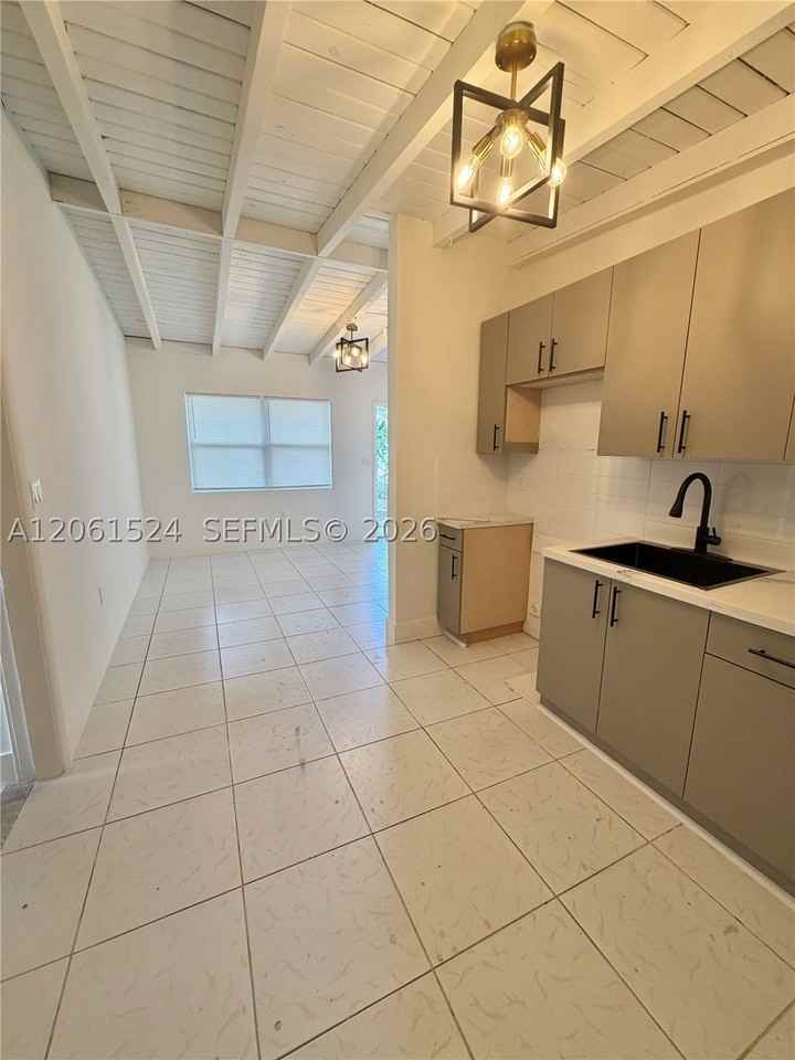 6110 Monroe St - Photo 3 of 28
