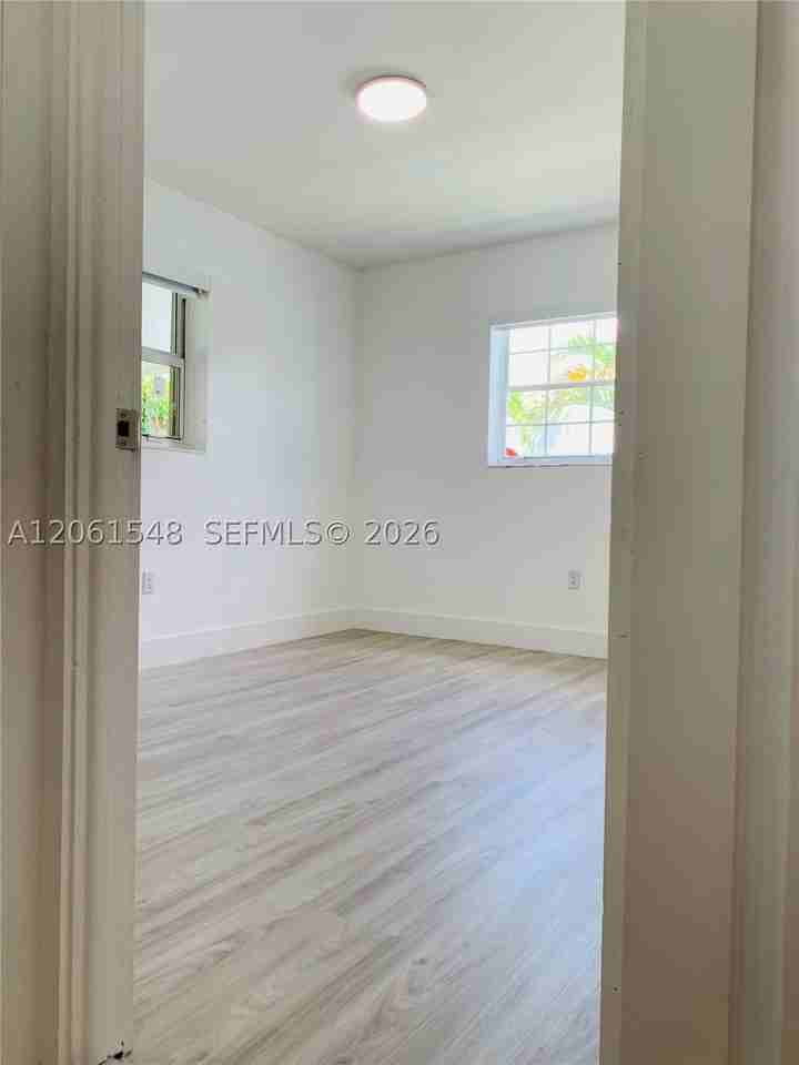 5441 Nw 174th Dr - Photo 6 of 20