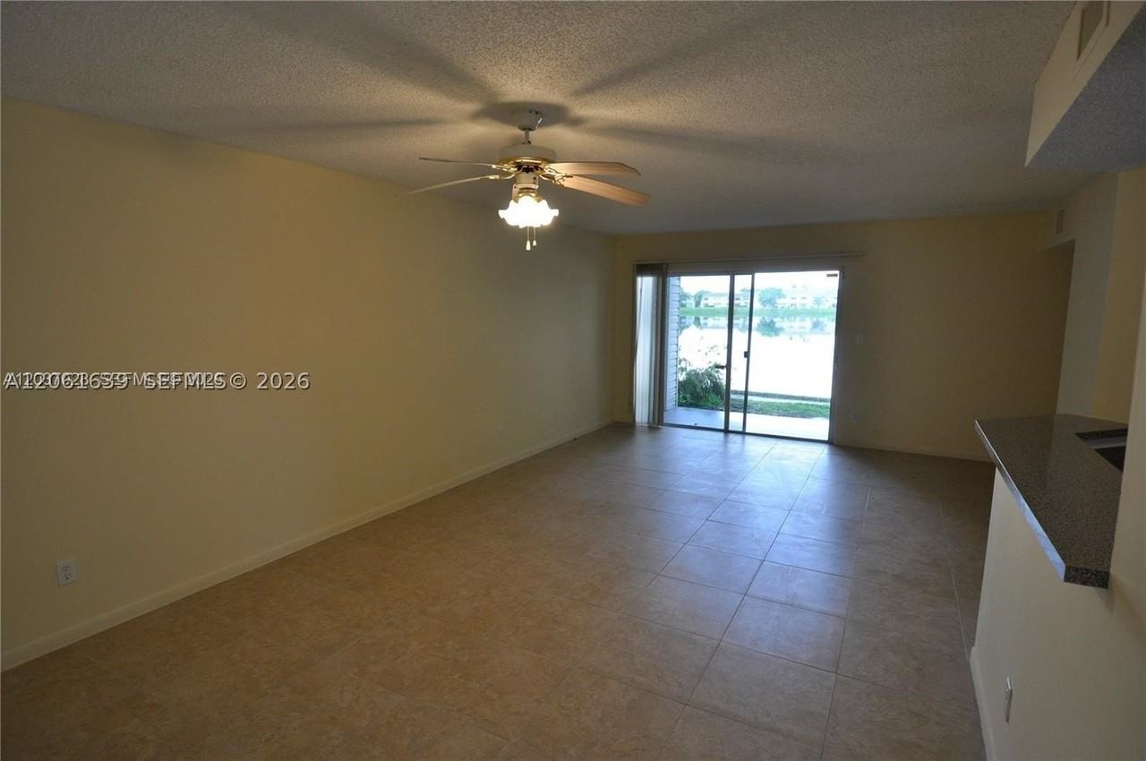 3473 Nw 44th St #103 - Photo 6 of 11