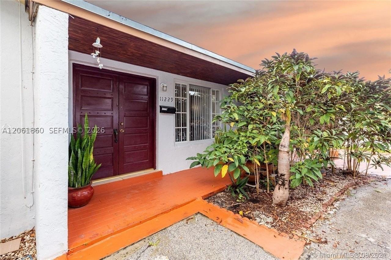 11229 Sw 5th Ter - Photo 3 of 12