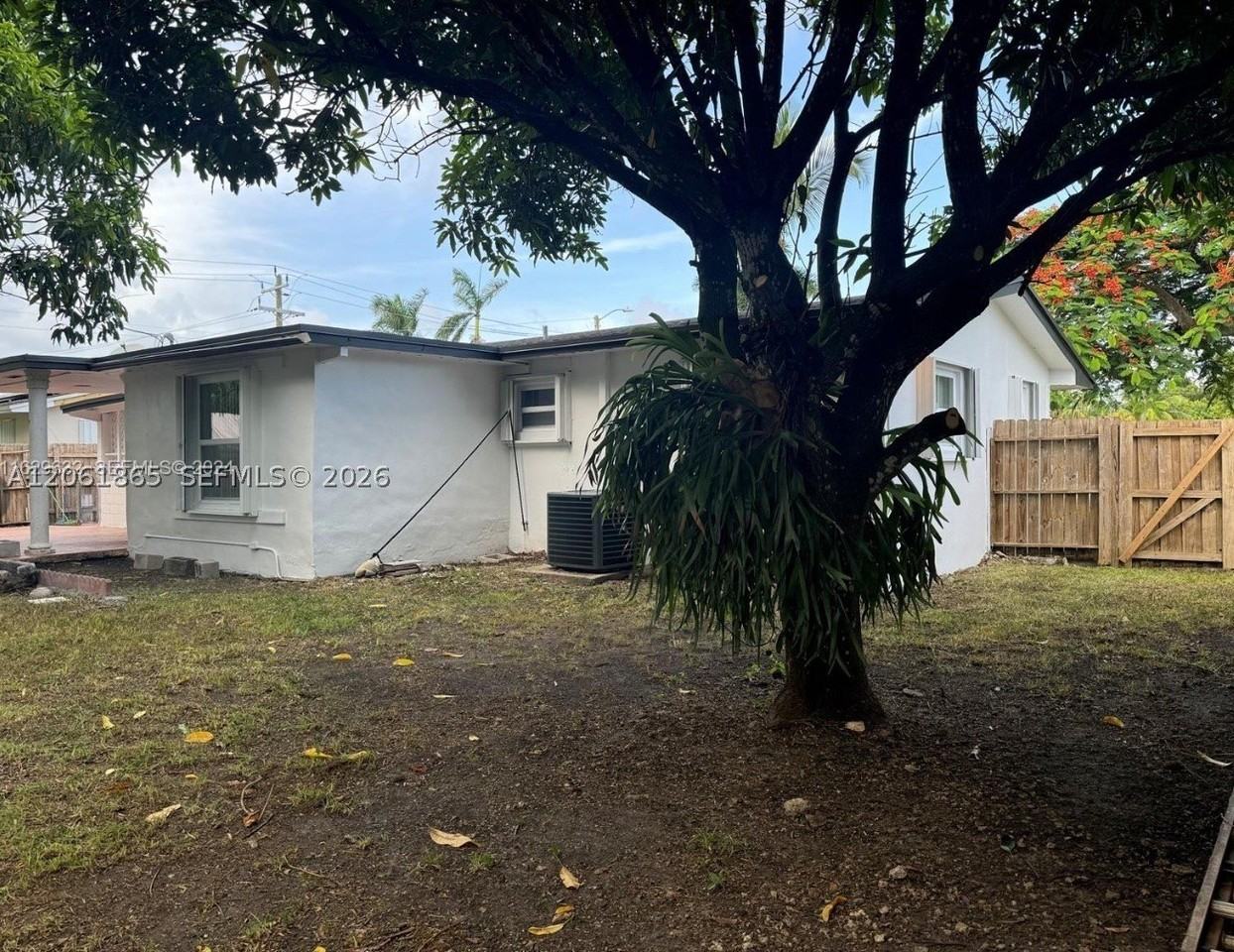 17630 Sw 112th Ave - Photo 7 of 11