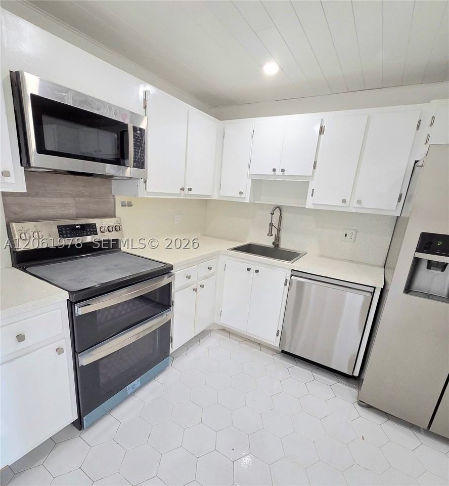4030 W Palm Aire Dr #407 - Photo 2 of 20