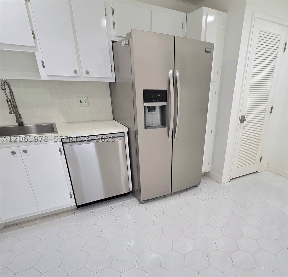 4030 W Palm Aire Dr #407 - Photo 3 of 20