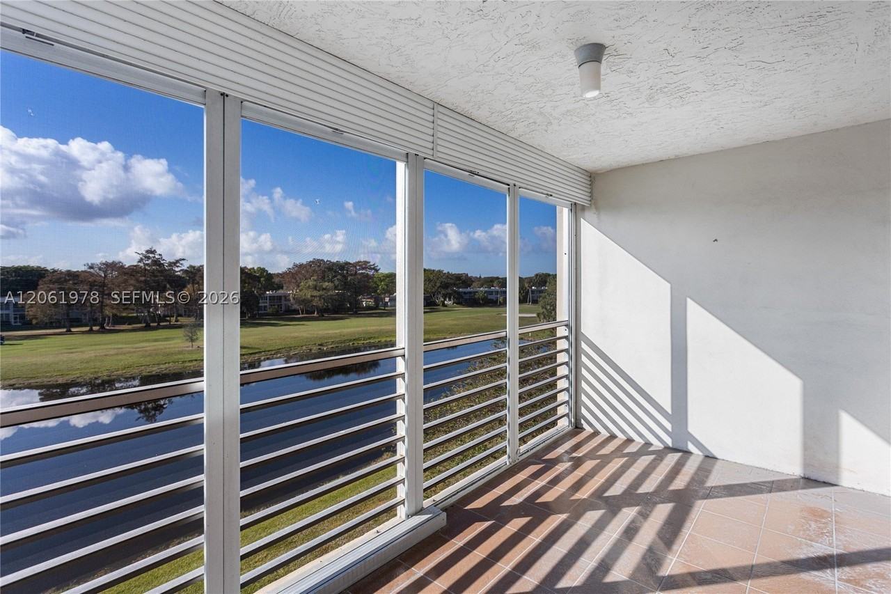 4030 W Palm Aire Dr #407 - Photo 7 of 20