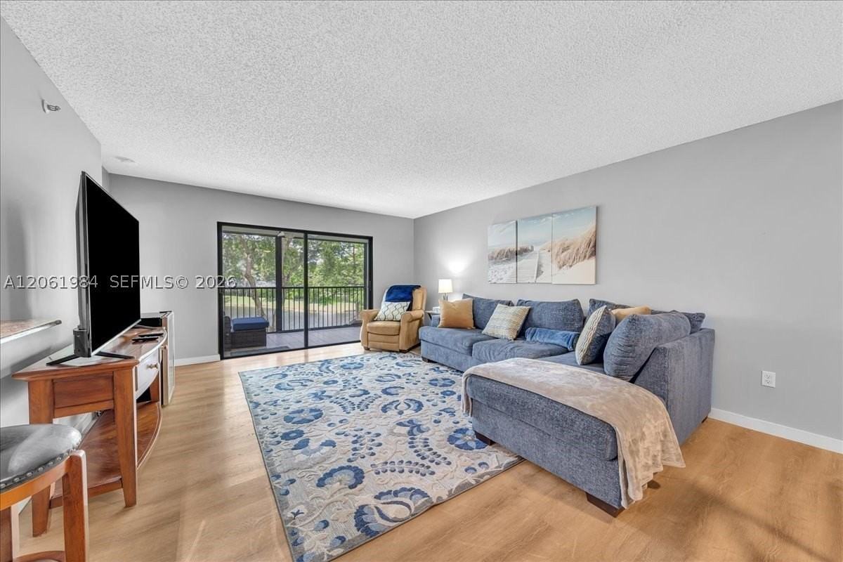 2240 N Cypress Bend Dr #204 - Photo 6 of 50