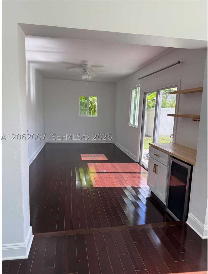 5320 Sw 89th Ave - Photo 6 of 24