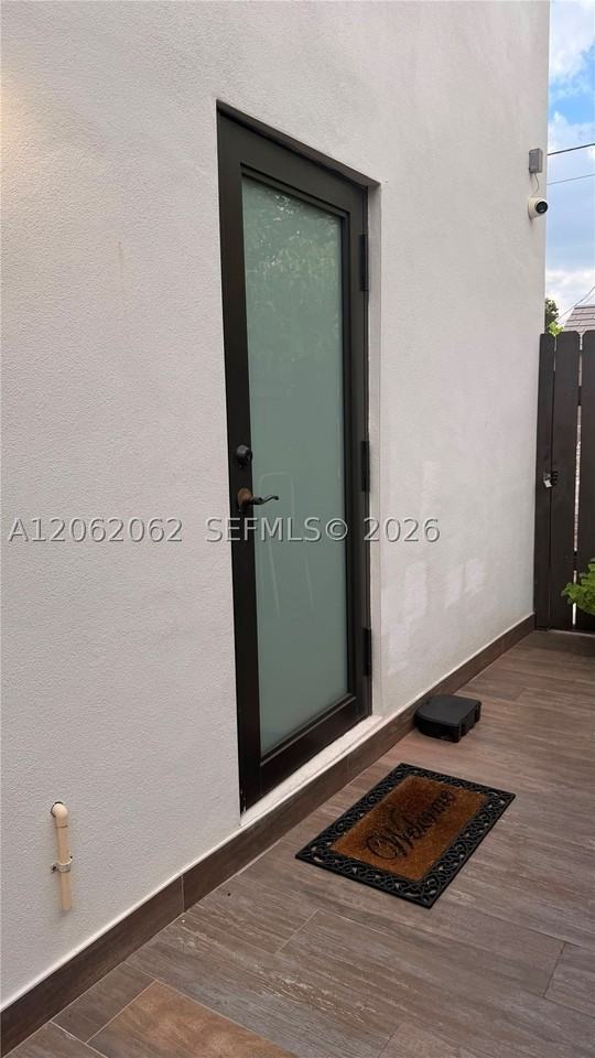 10370 Sw 24th St #B - Photo 3 of 10