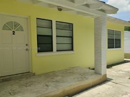 featured image of 709 Ne 7th St #2