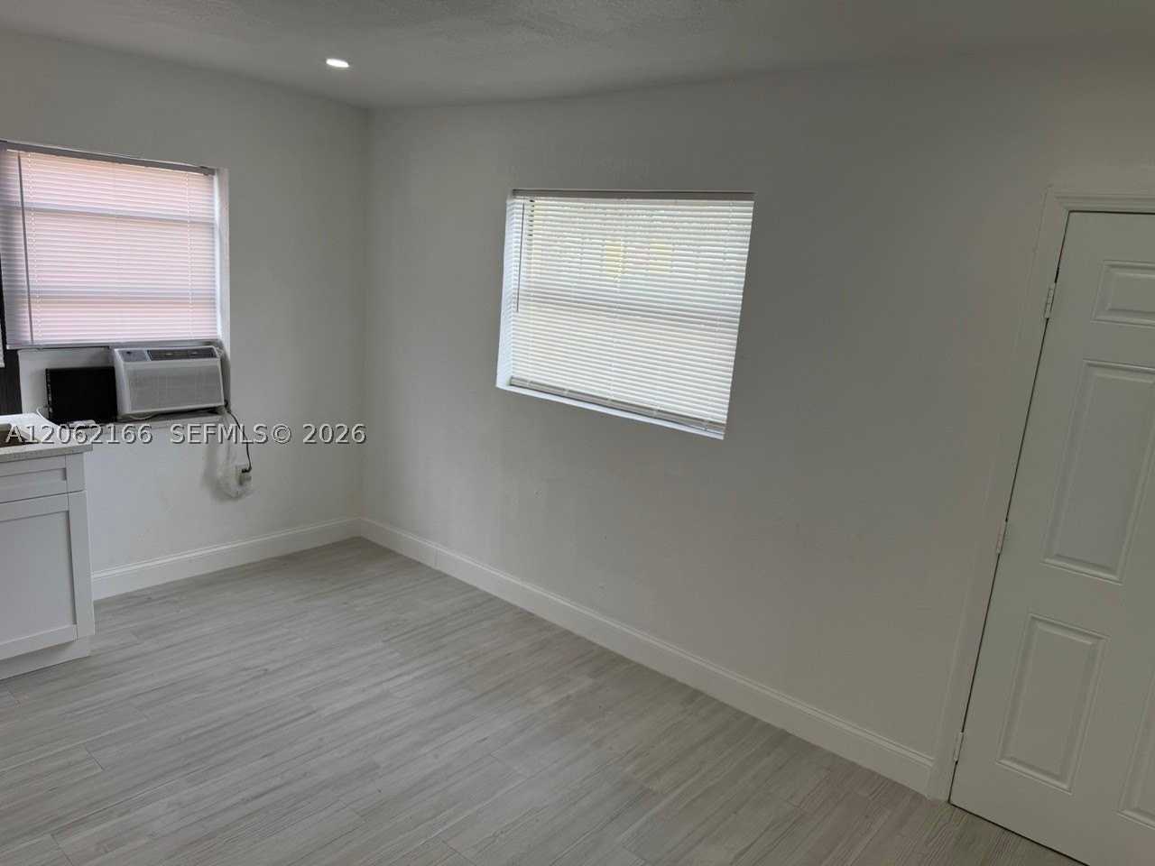 7842 Nw 5th Ave - Photo 3 of 10