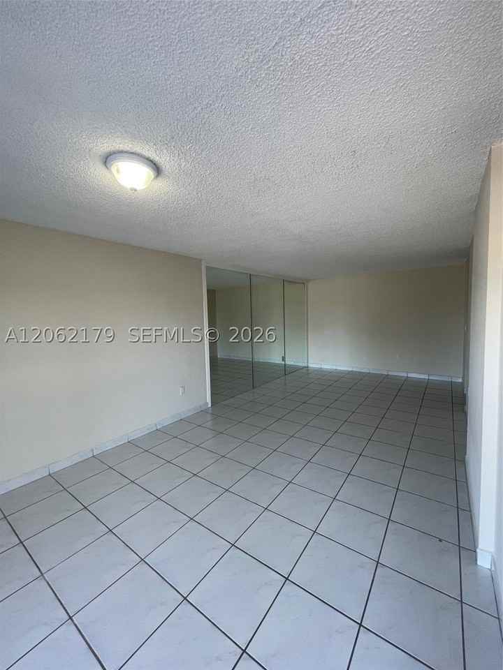 1350 Sw 122nd Ave #212 - Photo 7 of 27
