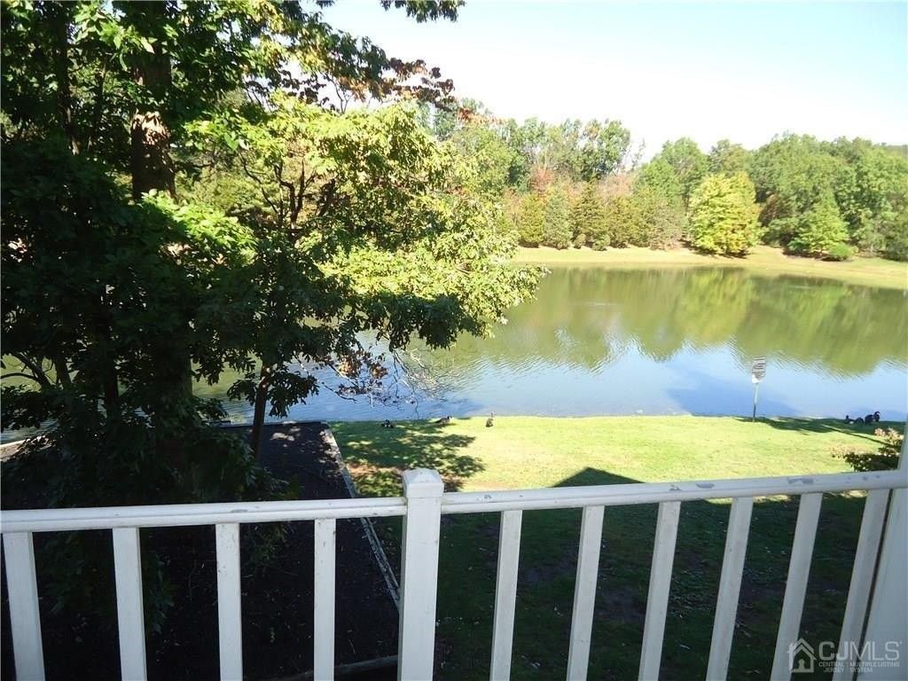 313 Wimbeldon Ct - Photo 4 of 11