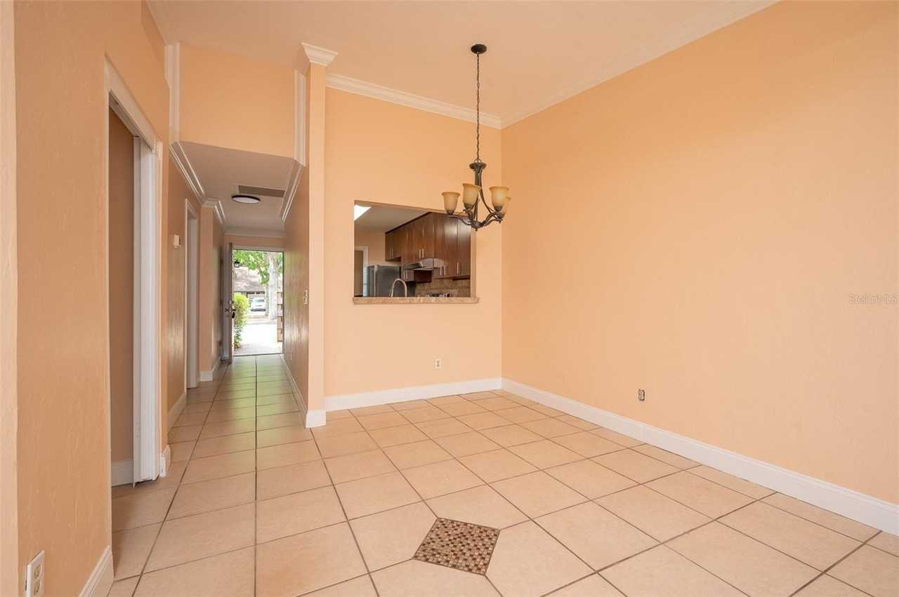 3409 Nw 52nd Ter - Photo 6 of 17