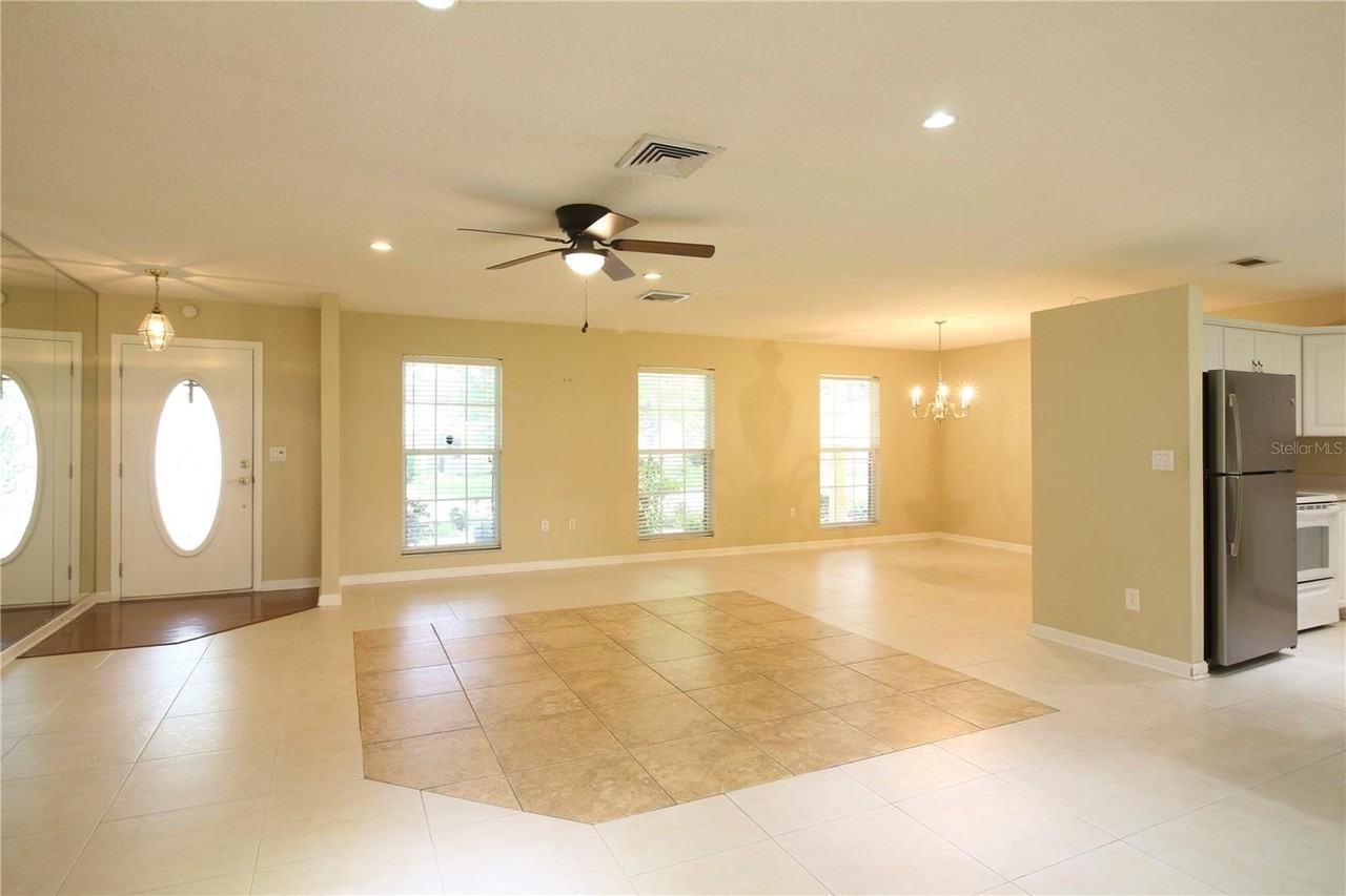 1311 Glenview Ln - Photo 7 of 31