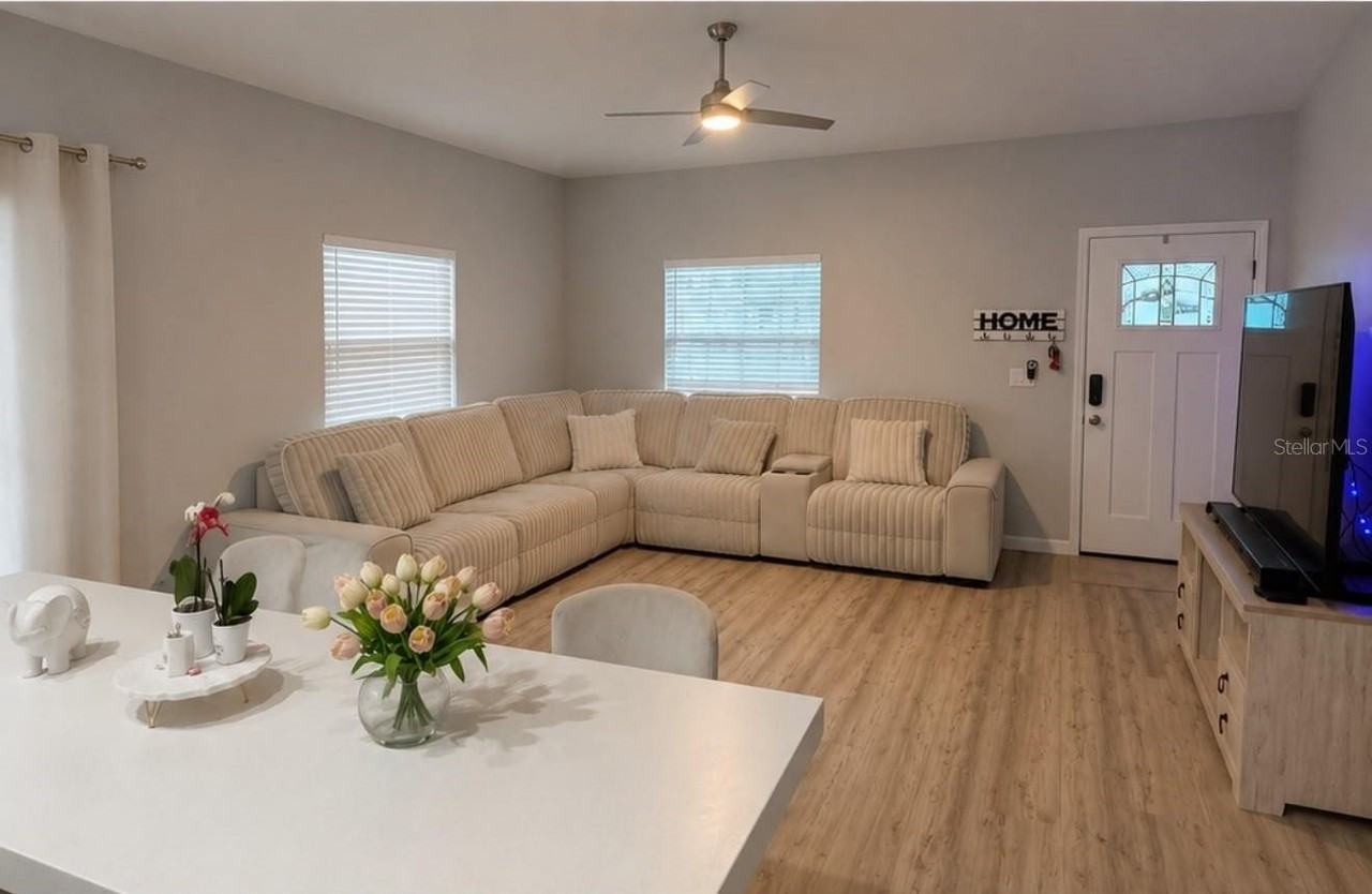 617 Holmes Ave - Photo 2 of 9