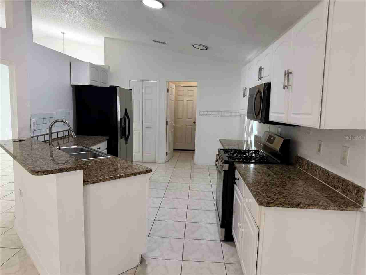 161 China Berry Cir - Photo 3 of 15