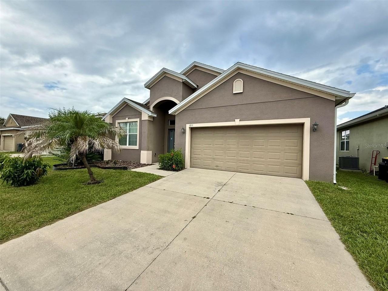 811 Krenson Woods Ln - Photo 3 of 36