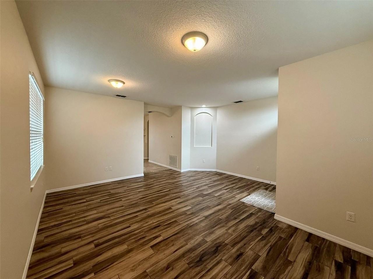 811 Krenson Woods Ln - Photo 6 of 36