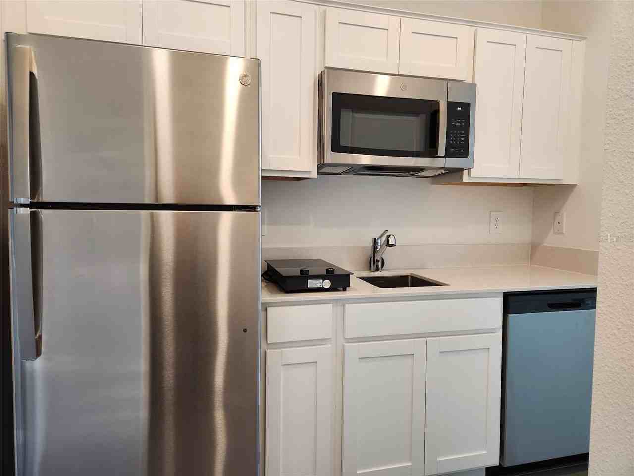 997 Waterfall Blvd - Photo 6 of 14
