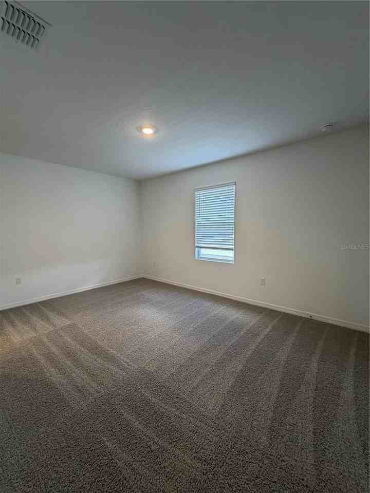 2569 Olympic Ct - Photo 5 of 17