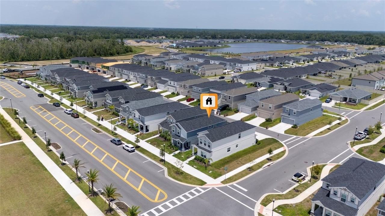 445 Silverbell Trl - Photo 2 of 31