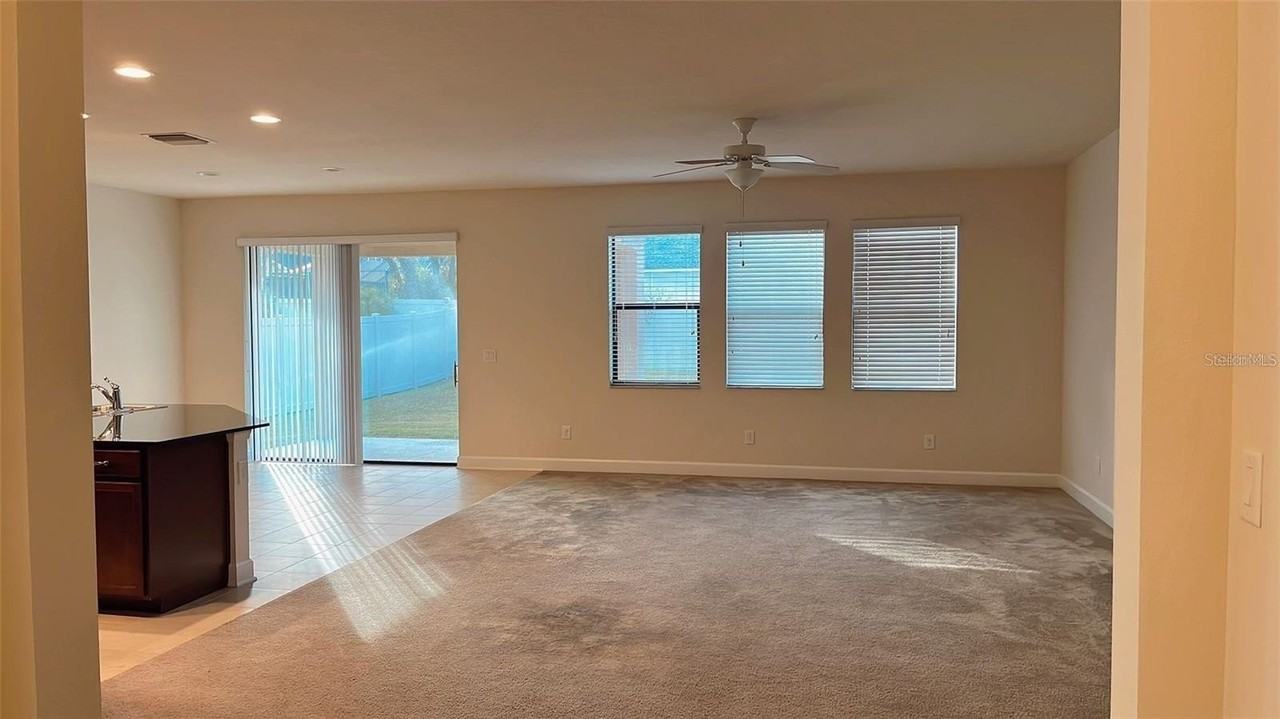 2931 Shetland Ridge Dr - Photo 3 of 13