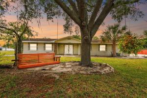 featured image of 1302 Brandonwood Dr