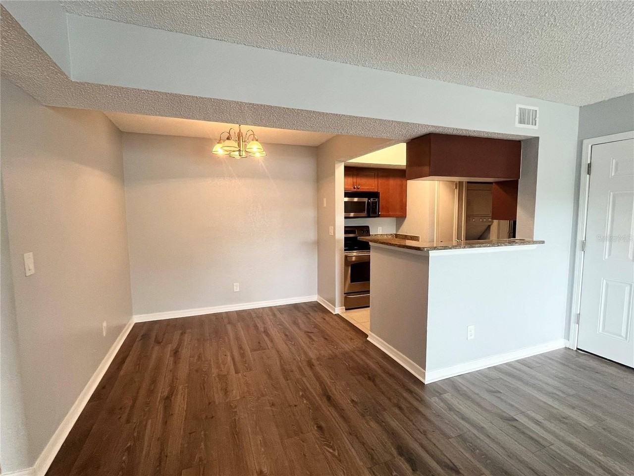 10200 Gandy Blvd N #813 - Photo 7 of 24