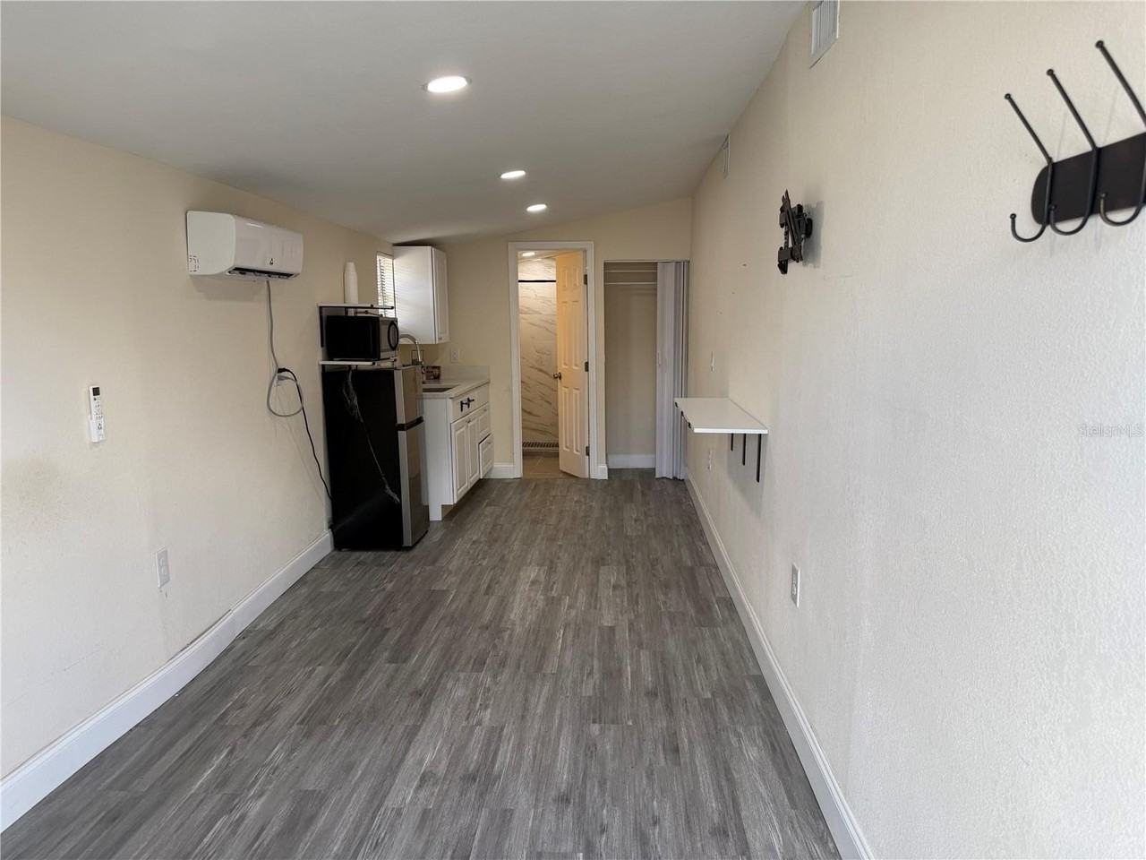 5620 1st St #REAR - Photo 2 of 8