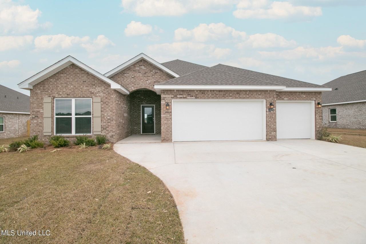 5209 Fairbury Way - Photo 2 of 25