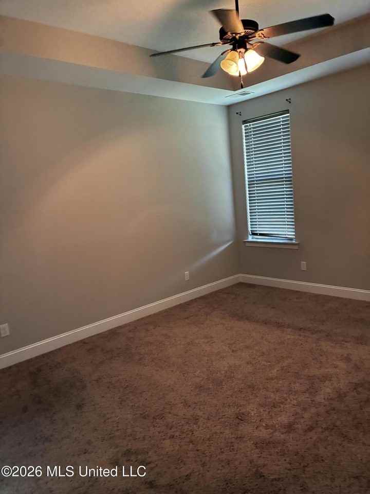 2576 Summer Knoll Dr - Photo 6 of 10