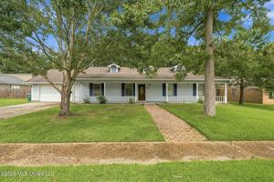 featured image of 122 Booth Cir