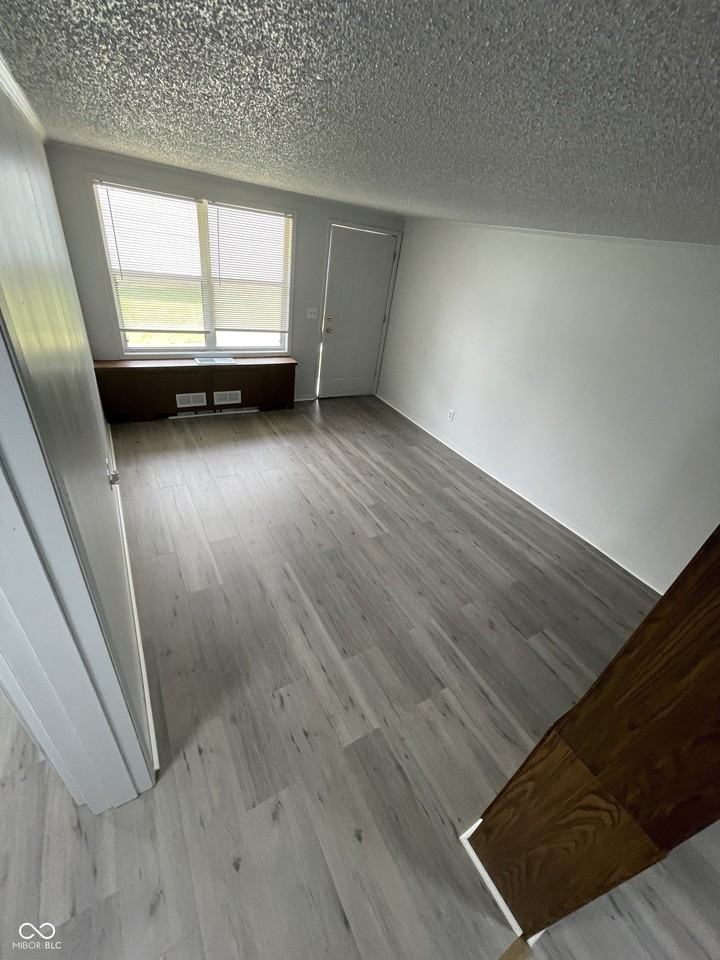 2000 Indianapolis Rd #112 - Photo 4 of 10
