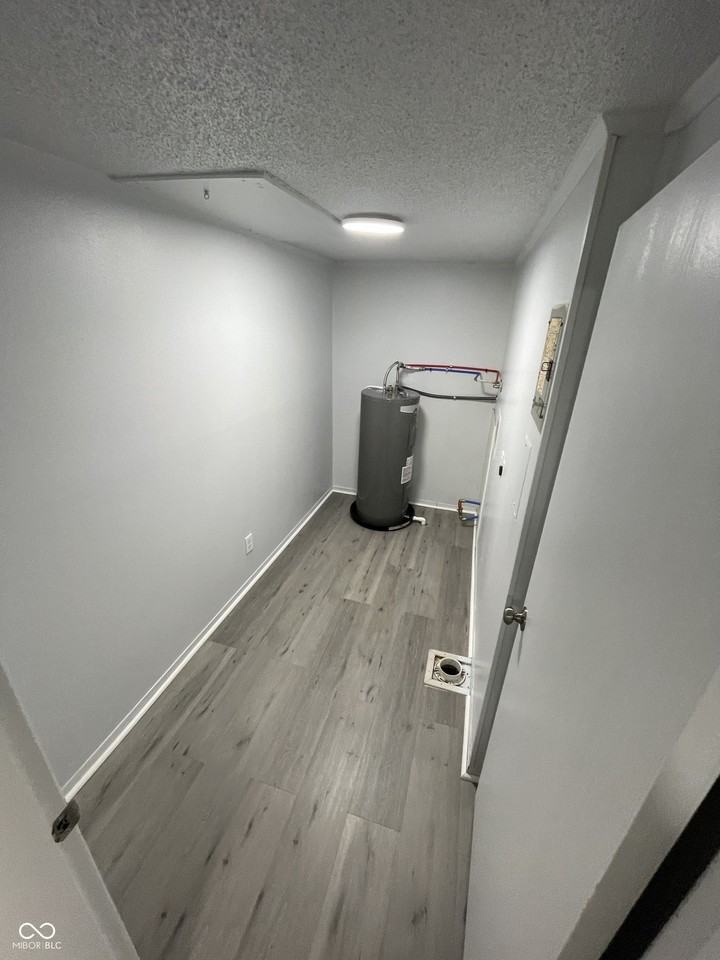 2000 Indianapolis Rd #112 - Photo 6 of 10