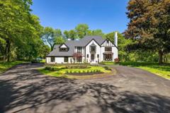 300 Camelot Way - Photo 1 of 1