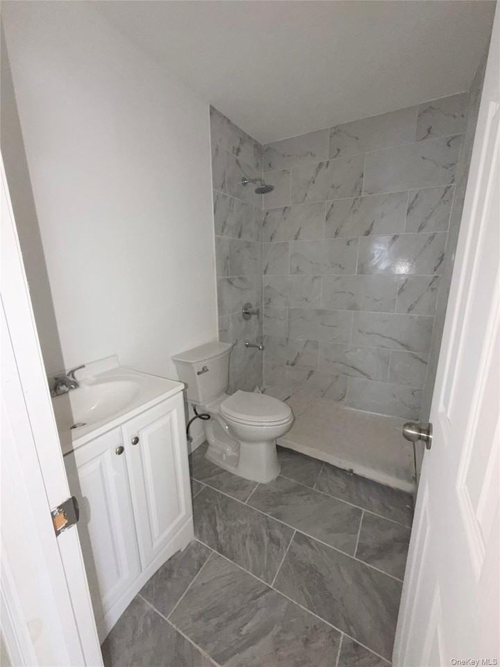 6947 Hillmeyer Ave #2 - Photo 7 of 12