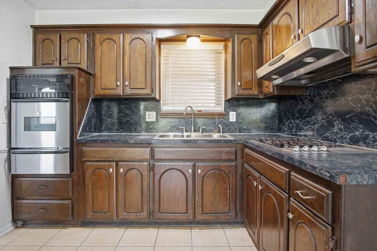 5404 S Huddleston Dr #1 - Photo 7 of 34