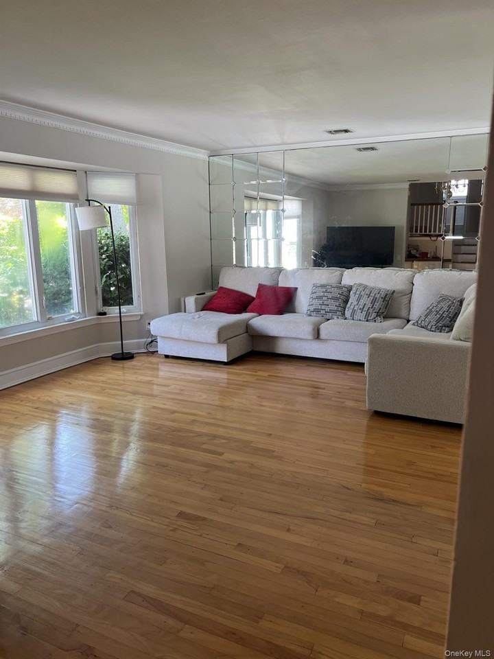 30 Michael Rd - Photo 2 of 14