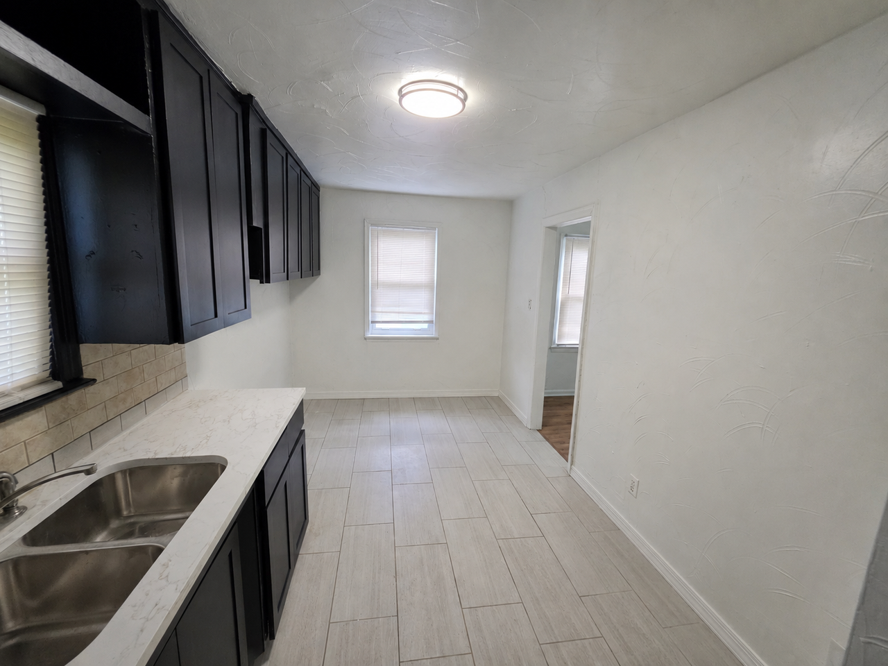 314 W Marshall Dr #1